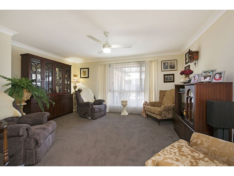 6 Carr Place, Pelican Waters QLD 4551