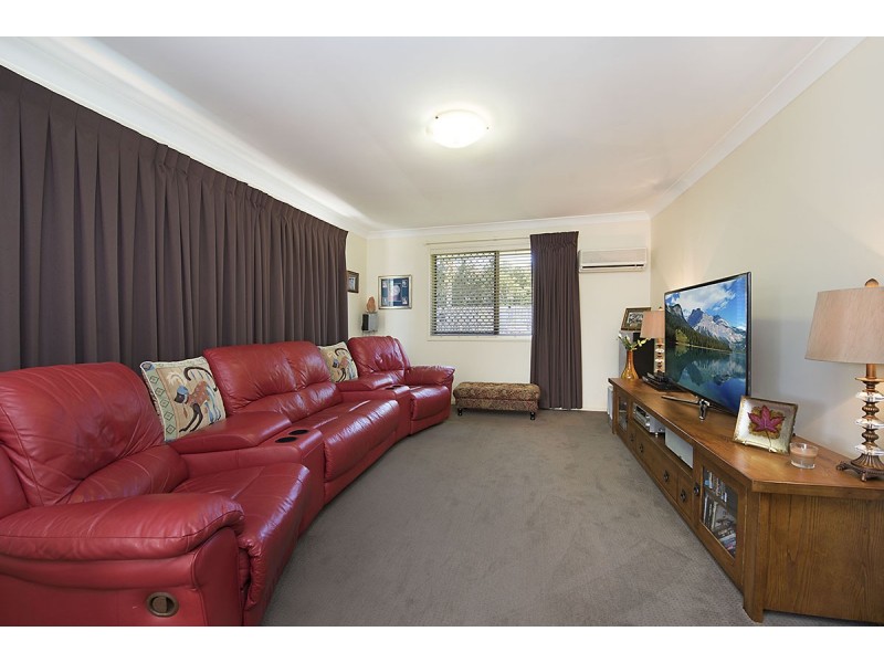 6 Carr Place, Pelican Waters QLD 4551