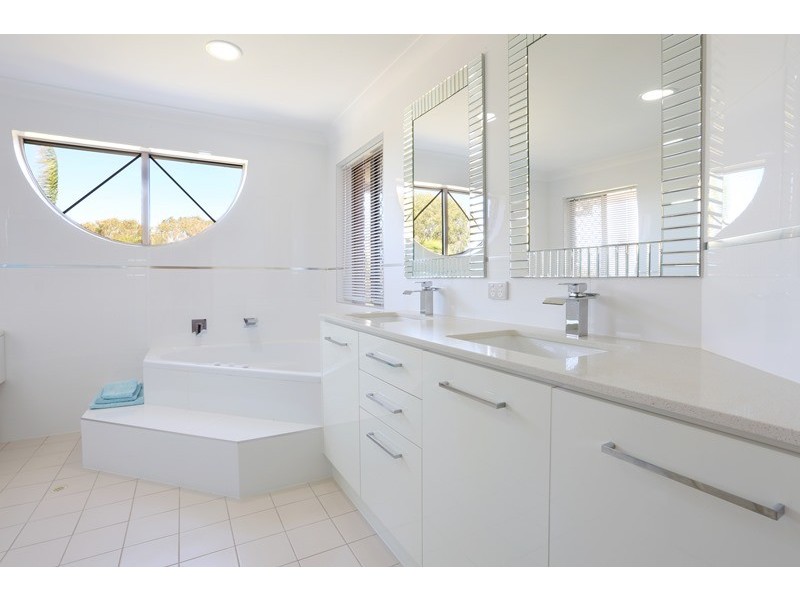 21 Grace Court, Pelican Waters QLD 4551