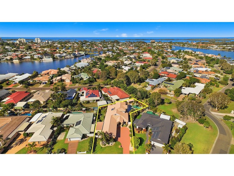 21 Grace Court, Pelican Waters QLD 4551