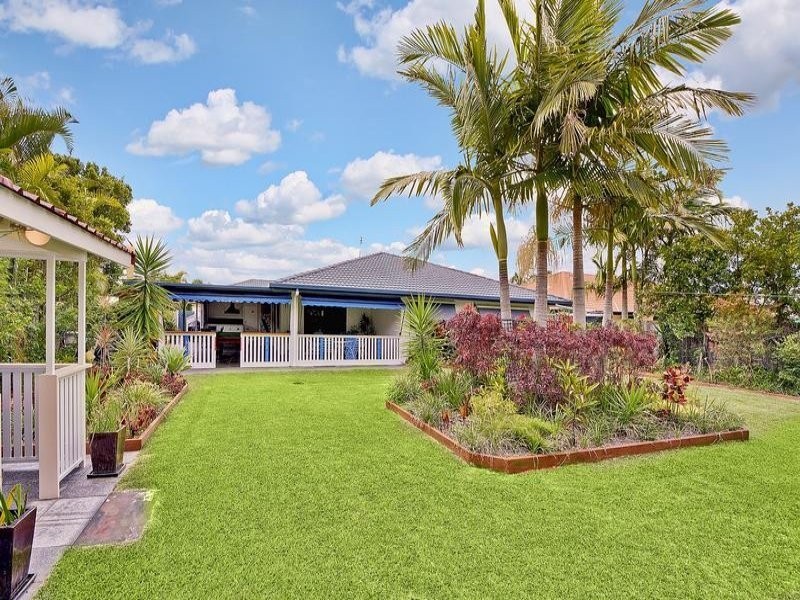 15 Hartley Crescent, Pelican Waters QLD 4551