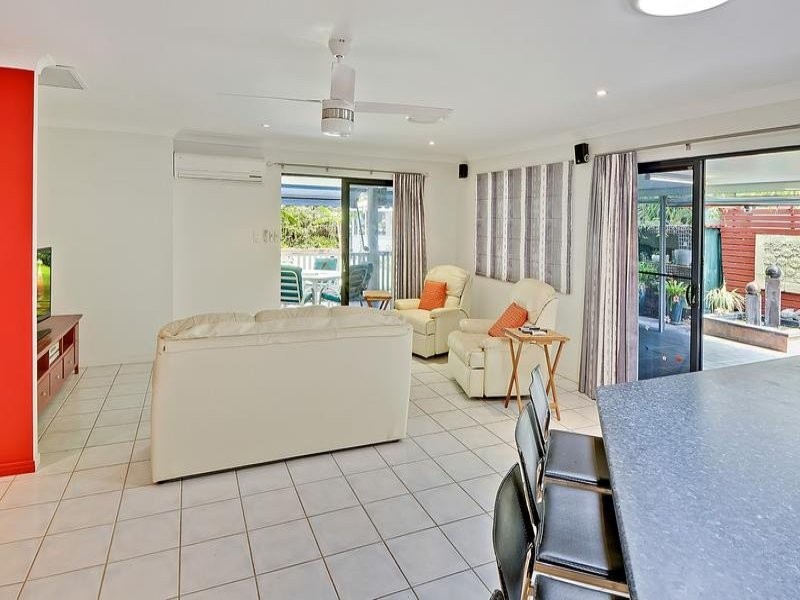 15 Hartley Crescent, Pelican Waters QLD 4551