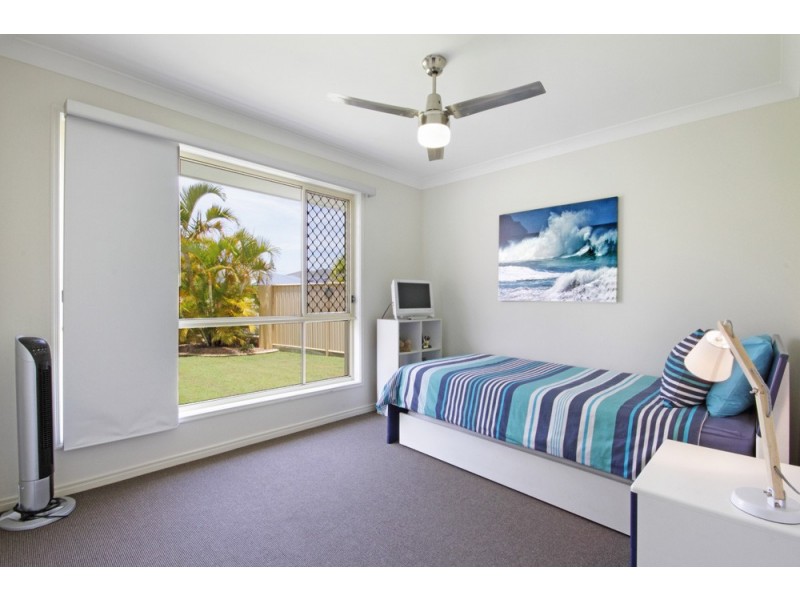 6 Webb Ellis Court, Pelican Waters QLD 4551