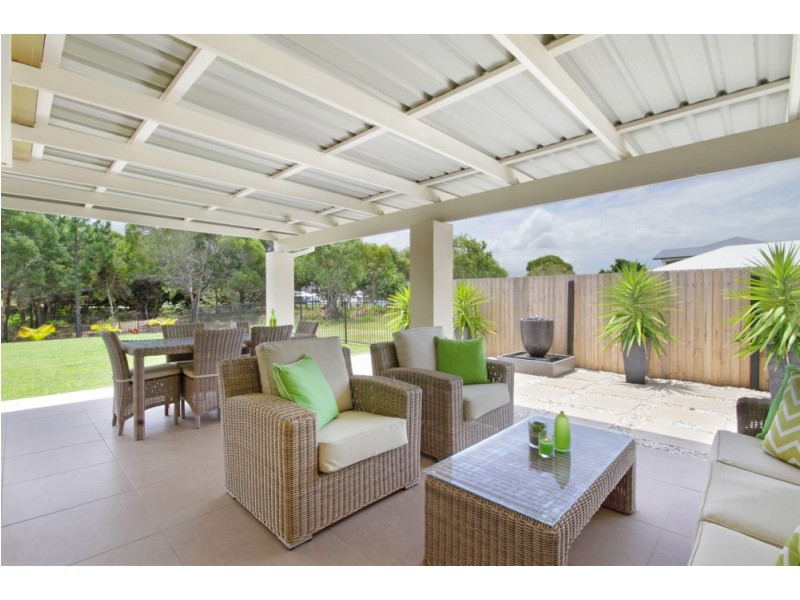 6 Webb Ellis Court, Pelican Waters QLD 4551