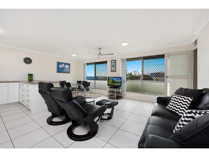 Unit 7 ‘Bukartilla’ 5 Orvieto Terrace, Kings Beach QLD 4551