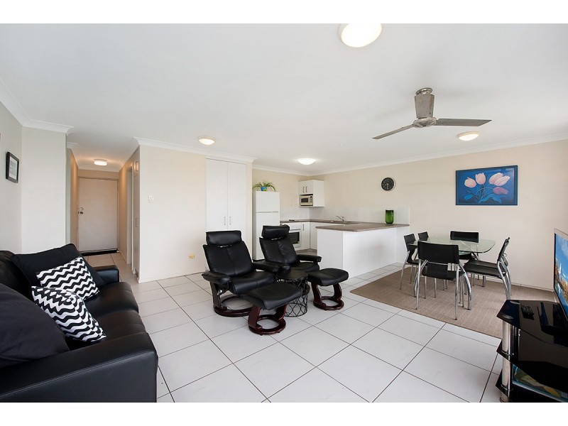 Unit 7 ‘Bukartilla’ 5 Orvieto Terrace, Kings Beach QLD 4551