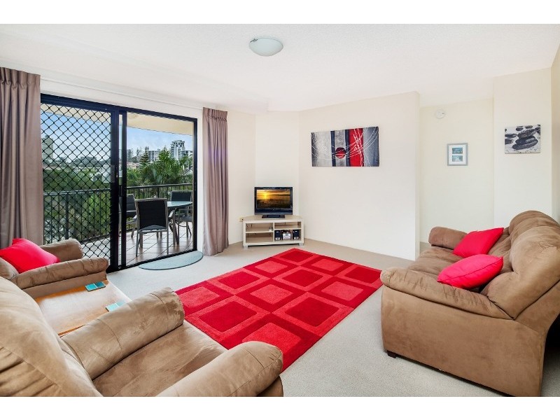 Unit 5 ‘Meridian Caloundra’ 82 Albert Street, Kings Beach QLD 4551