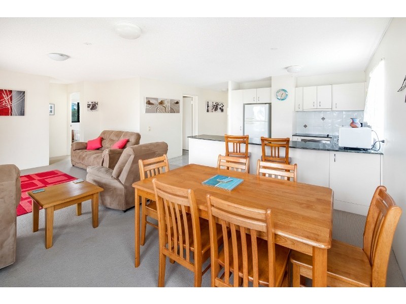 Unit 5 ‘Meridian Caloundra’ 82 Albert Street, Kings Beach QLD 4551