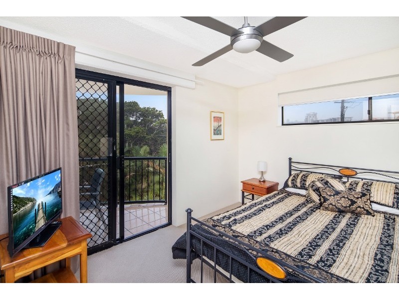 Unit 5 ‘Meridian Caloundra’ 82 Albert Street, Kings Beach QLD 4551