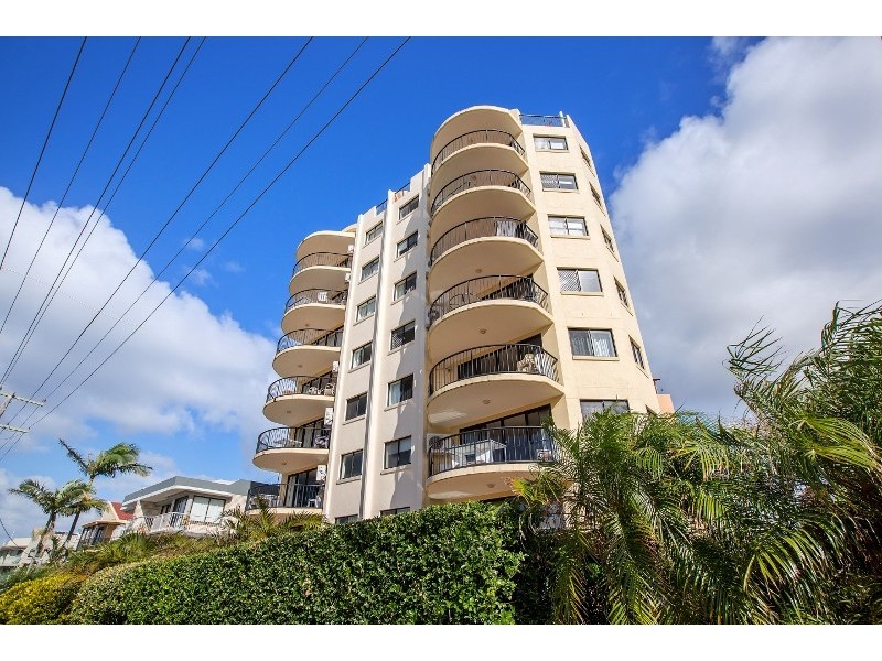 Unit 5 ‘Meridian Caloundra’ 82 Albert Street, Kings Beach QLD 4551