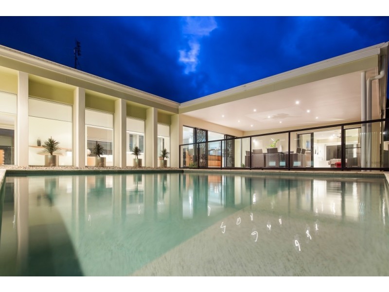 24 Campbellville Circuit, Pelican Waters QLD 4551