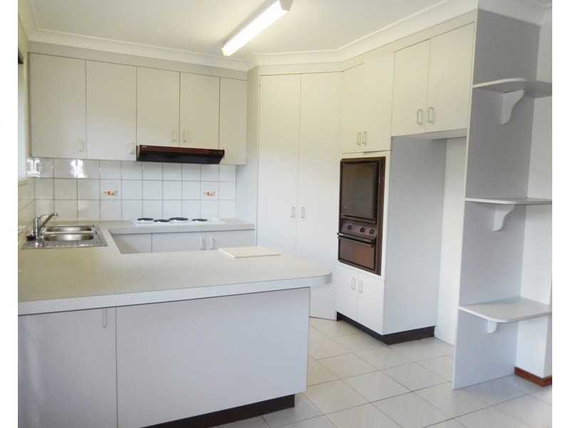 Unit 2/4 Fairlie Cres, Moffat Beach QLD 4551