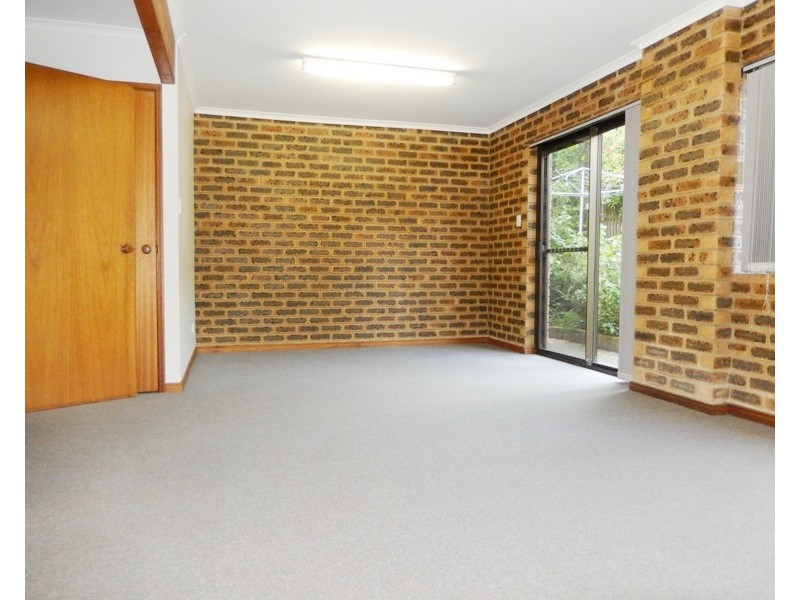 Unit 2/4 Fairlie Cres, Moffat Beach QLD 4551