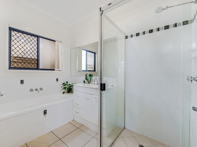 32 Nebo Street, Caloundra West QLD 4551