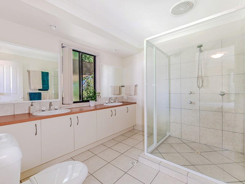 7 Kinross Court, Caloundra West QLD 4551
