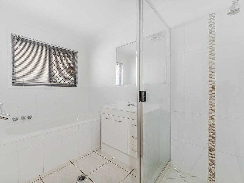 6 Donnelly Place, Caloundra West QLD 4551