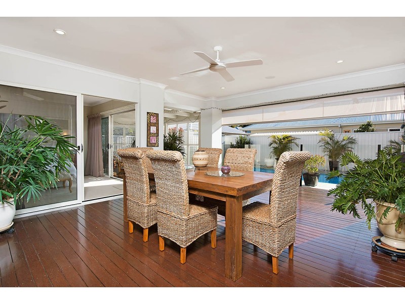 13 North Point Crescent, Pelican Waters QLD 4551