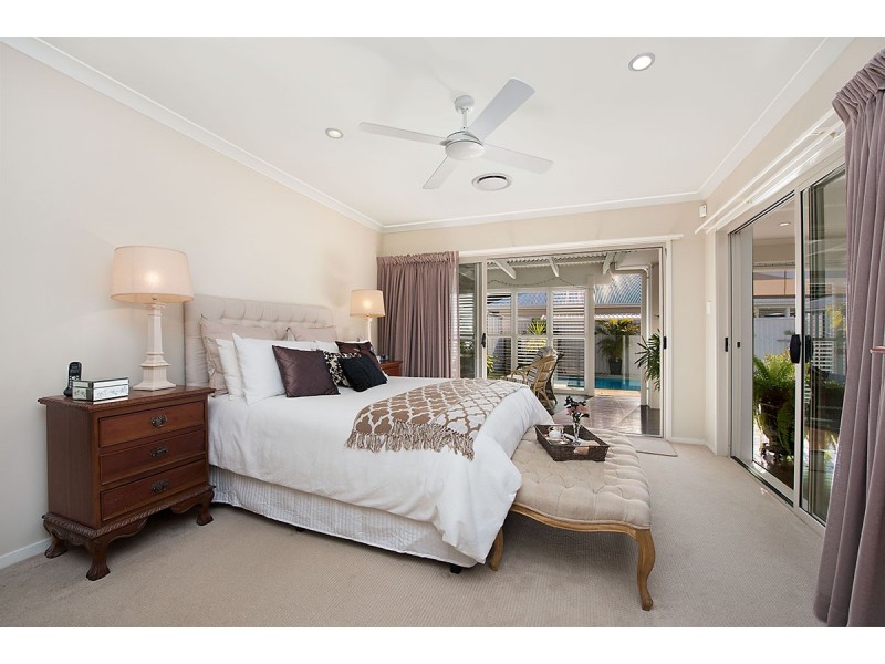 13 North Point Crescent, Pelican Waters QLD 4551