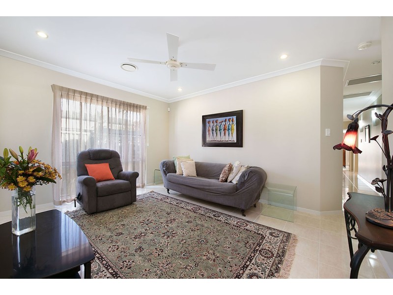 13 North Point Crescent, Pelican Waters QLD 4551