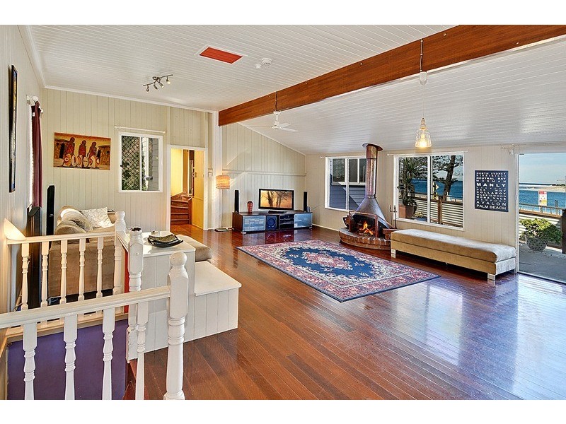 31 Bulcock Beach Esplanade, Caloundra QLD 4551