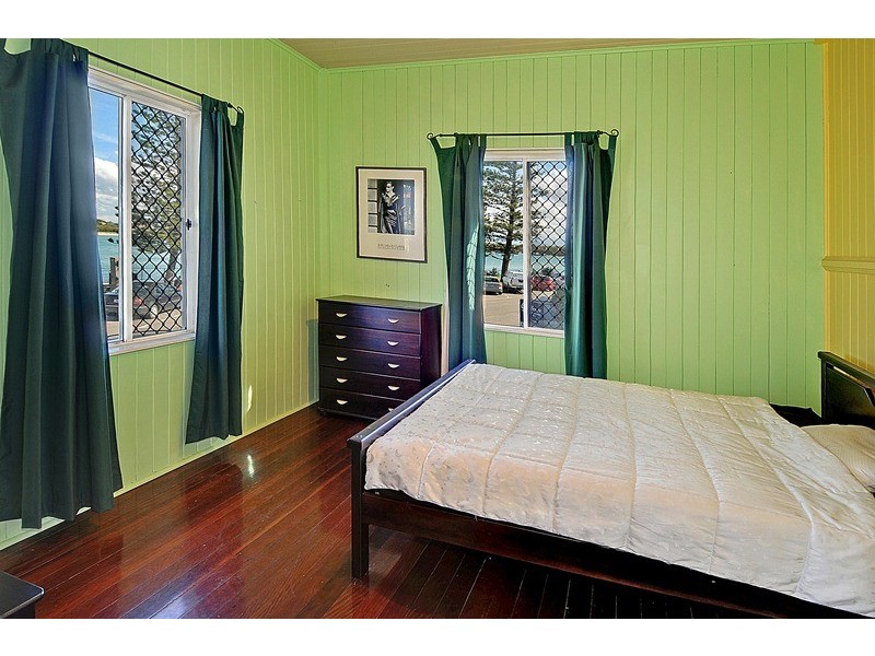 31 Bulcock Beach Esplanade, Caloundra QLD 4551