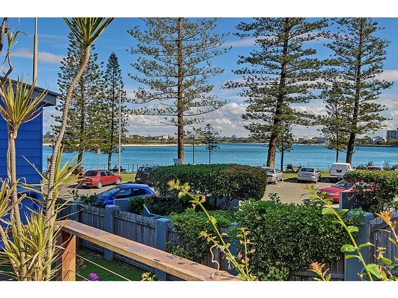 31 Bulcock Beach Esplanade, Caloundra QLD 4551