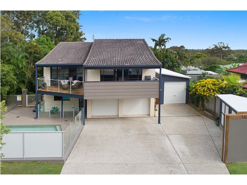 6 Carlton Avenue, Moffat Beach QLD 4551