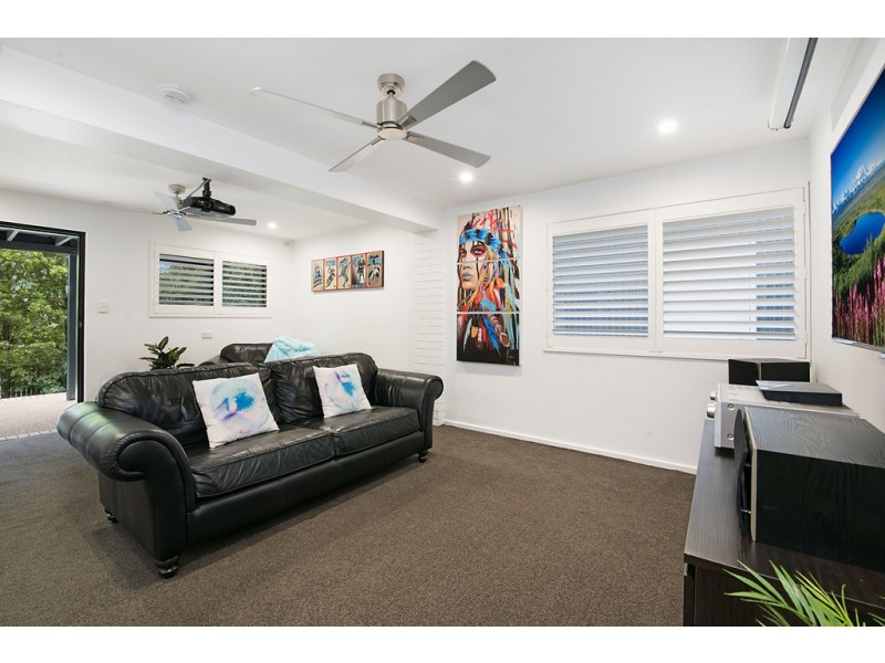 6 Carlton Avenue, Moffat Beach QLD 4551