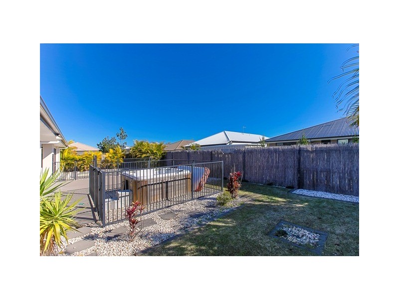 17 Nebo Street, Caloundra West QLD 4551