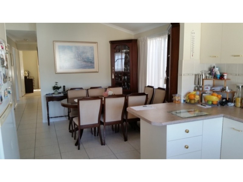 Unit 102 ‘Little Mountain Home Park’ 72 Mark Road, Little Mountain QLD 4551