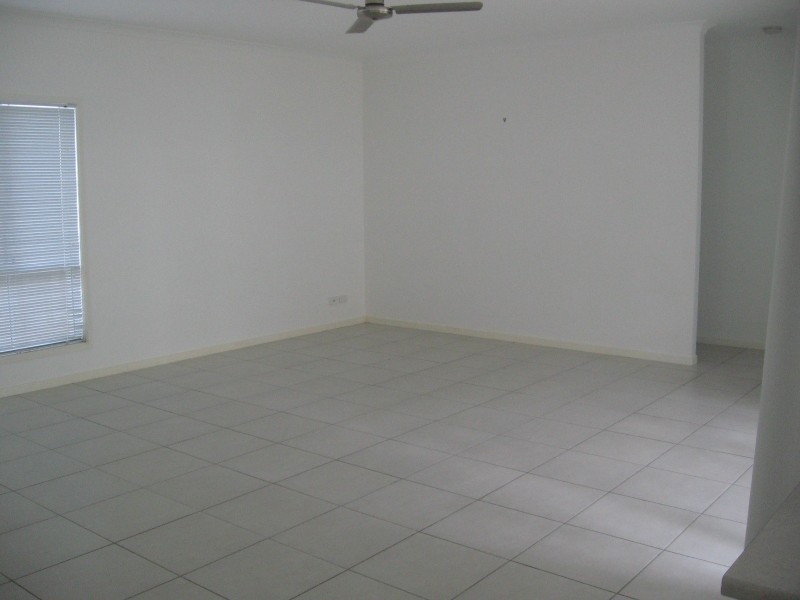 16 Crater Street, Caloundra West QLD 4551