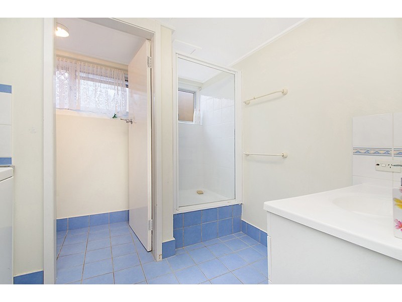 Unit 2 ‘Marperel’ 1 Verney Street, Kings Beach QLD 4551