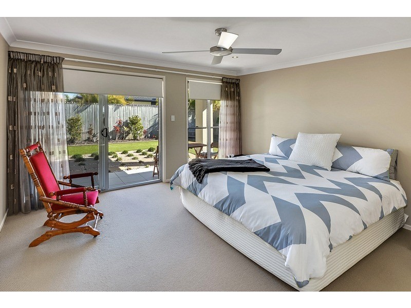 4 Bellanboe Circuit, Pelican Waters QLD 4551