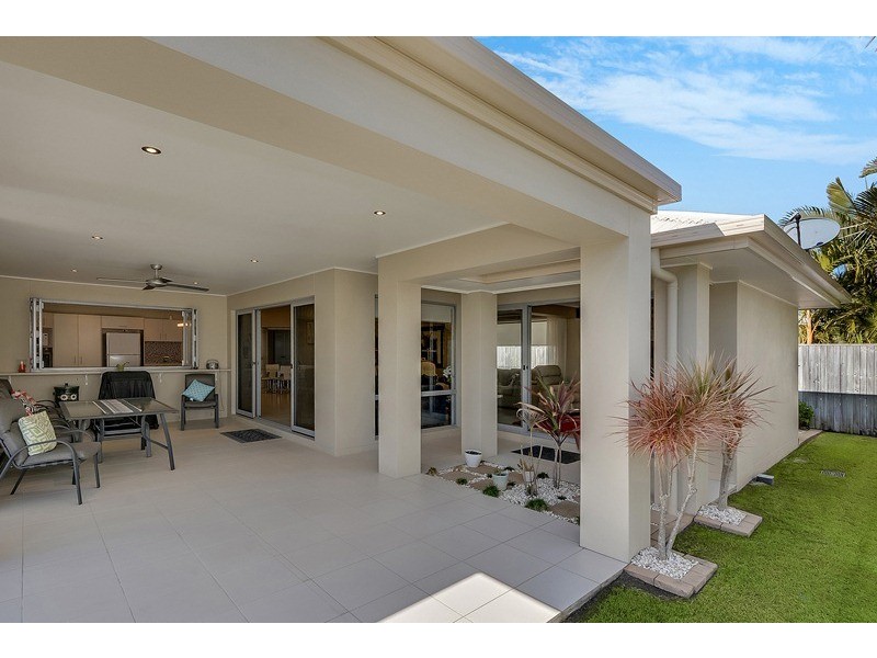 4 Bellanboe Circuit, Pelican Waters QLD 4551