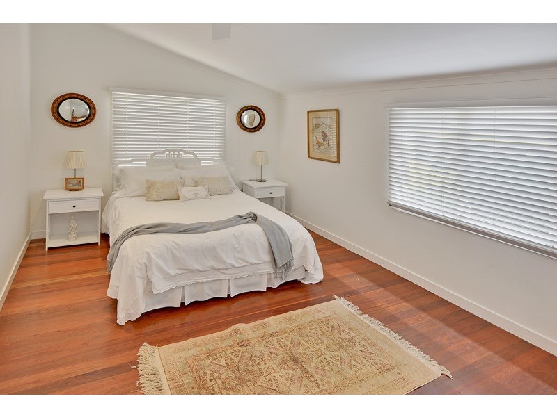 11 Burgess Street, Kings Beach QLD 4551