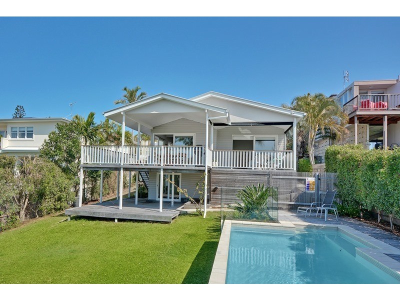 11 Burgess Street, Kings Beach QLD 4551
