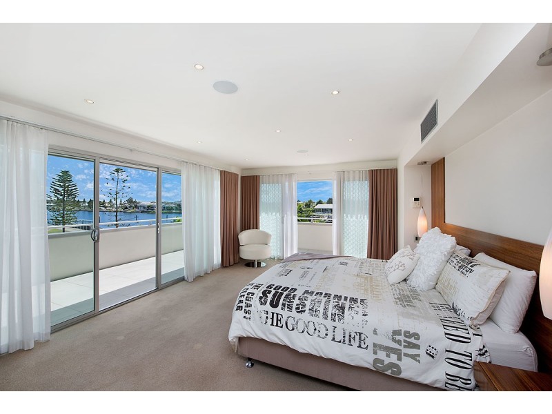 31 Artunga Place, Pelican Waters QLD 4551