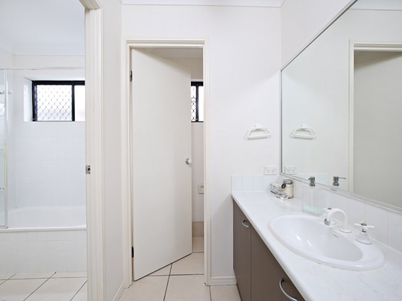 17 Huntley Place, Caloundra West QLD 4551