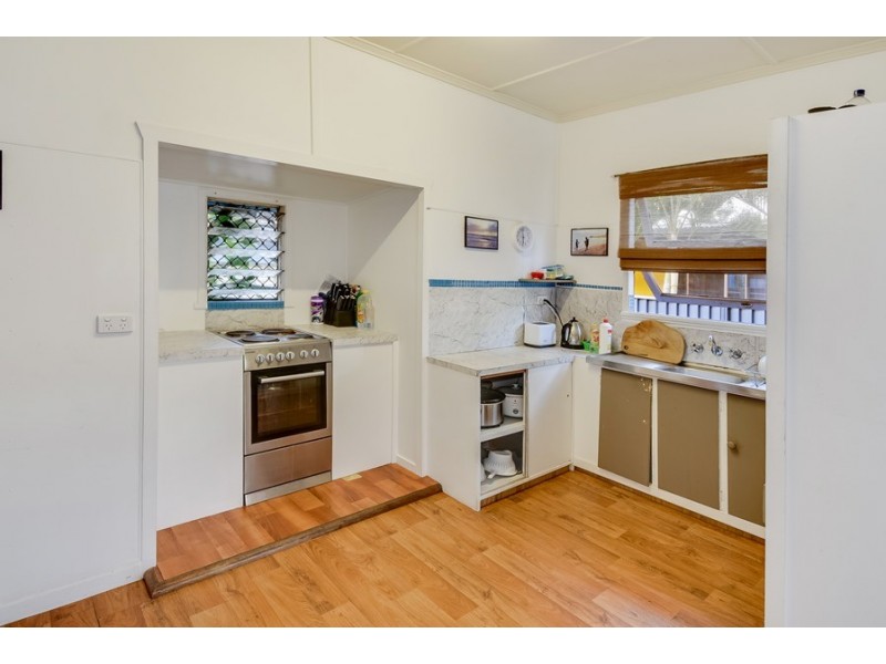 29 Currimundi Road, Currimundi QLD 4551