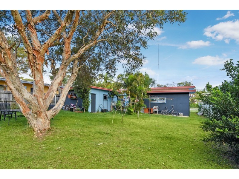 29 Currimundi Road, Currimundi QLD 4551