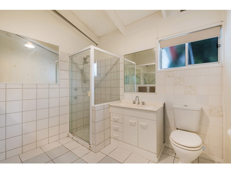 8 Sutherland Street, Dicky Beach QLD 4551