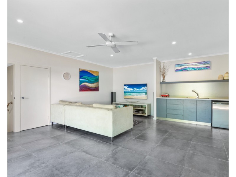 32 Russell Street, Moffat Beach QLD 4551