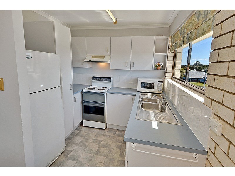 Unit 6 ‘Pacific Reflections’ 56 The Esplanade, Golden Beach QLD 4551