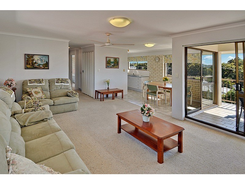 Unit 6 ‘Pacific Reflections’ 56 The Esplanade, Golden Beach QLD 4551