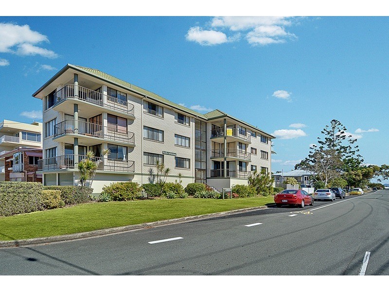 Unit 6 ‘Pacific Reflections’ 56 The Esplanade, Golden Beach QLD 4551