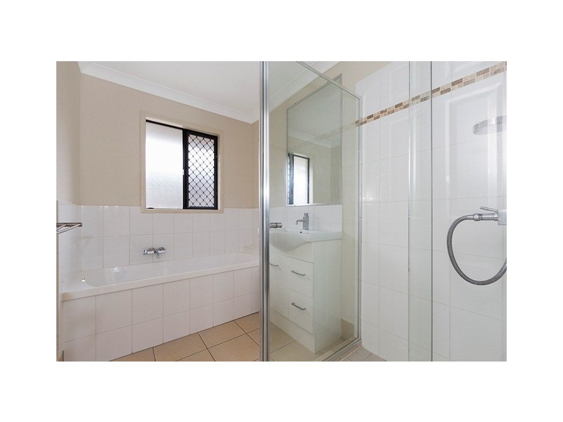 35 Howitt Street, Caloundra West QLD 4551