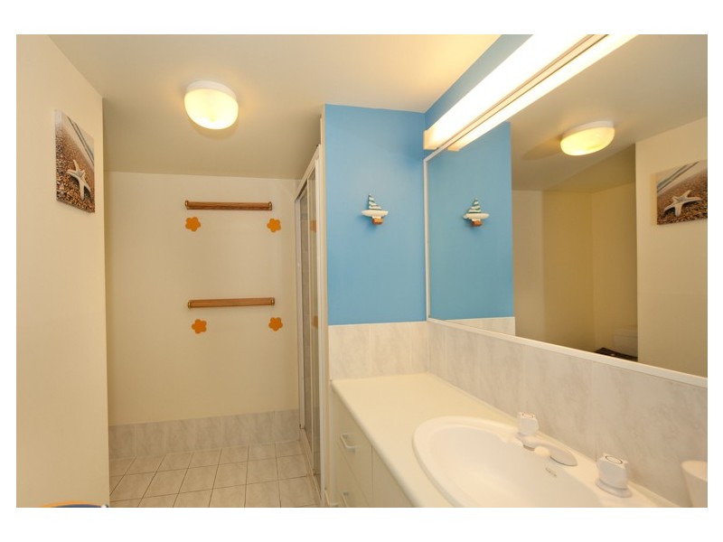 Unit 2 ‘Manhattan’  66 Albert Street, Kings Beach QLD 4551