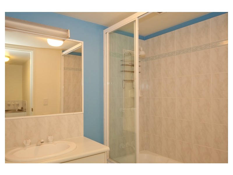 Unit 2 ‘Manhattan’  66 Albert Street, Kings Beach QLD 4551