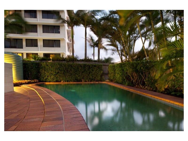Unit 2 ‘Manhattan’  66 Albert Street, Kings Beach QLD 4551