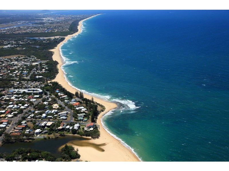 10 Lawley Street, Dicky Beach QLD 4551